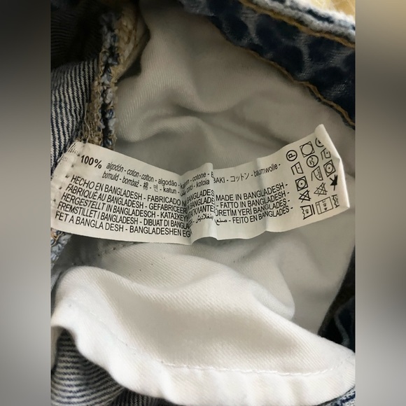 Sz(38)US 6 high rise Zara Women's Blue Denim Shorts - Picture 8 of 12